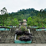 关长山公墓